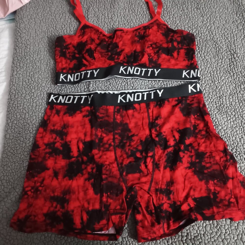 Knotty boxer pajama set NIP